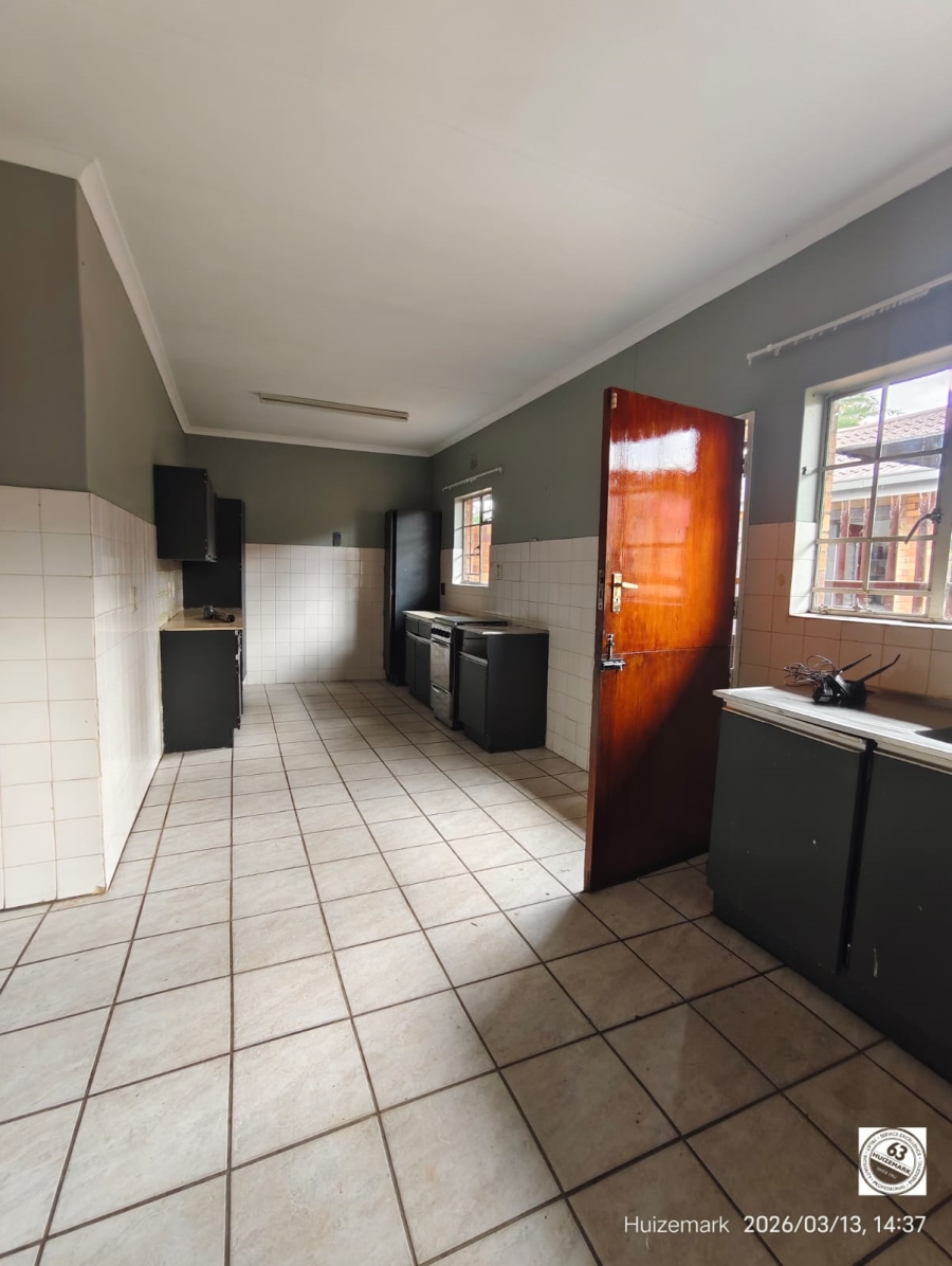 To Let 3 Bedroom Property for Rent in Roodia Free State